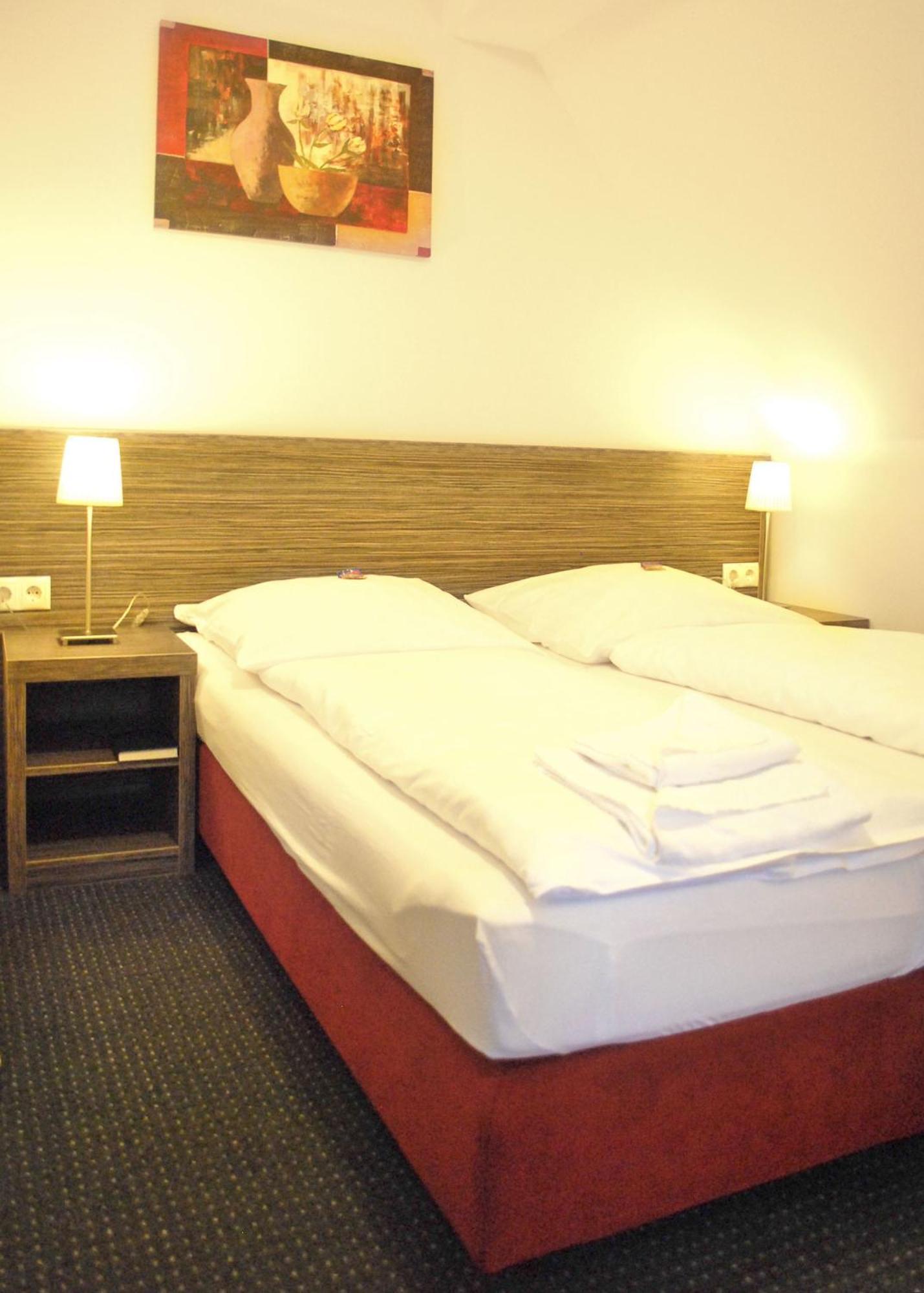 Hotel Dietrichsdorfer Hof Kiel Eksteriør bilde