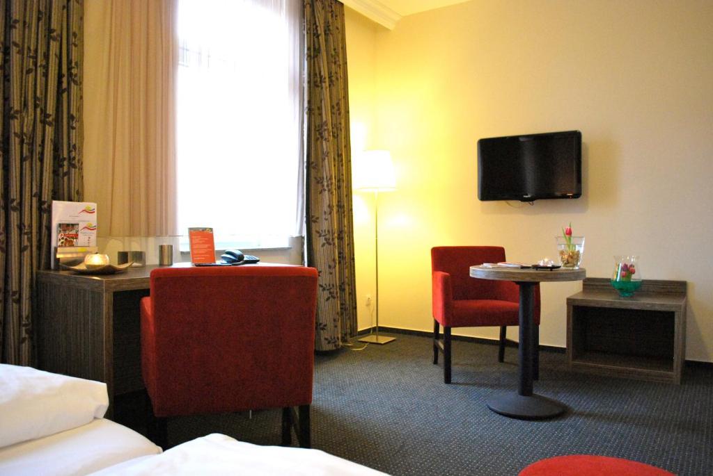 Hotel Dietrichsdorfer Hof Kiel Rom bilde